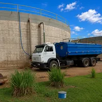 Caminhao pipa abastecendo em reservatorio da WSJ Transporte e Locacoes no bairro Trevisa em Campo Grande/MS!