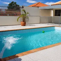 Enchimento de piscina realizado pela WSJ Transporte e Locações no bairro Trevisa em Campo Grande/MS!