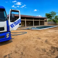 Enchimento de piscina com caminhao pipa da WSJ Transporte e Locacoes no bairro Trevisa em Campo Grande/MS!
