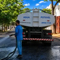 Servico de lavagem de rua com caminhao pipa da WSJ Transporte e Locacoes no bairro Trevisa em Campo Grande/MS!