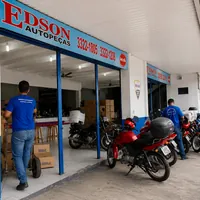 Entrada e fachada externa da Edson Auto Peças no Porto em Cuiabá/MT!