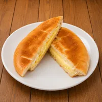 Delicioso pão com ovo fresquinho da Panificadora e Confeitaria Tia Luzia no Centro Sul em Cuiabá/MT!