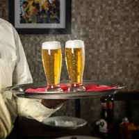 Atendimento com chopp estupidamente gelado na Máfia Pizzaria e Chopperia no Bandeirantes em Cuiabá/MT.