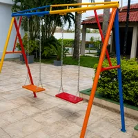 Diversão garantida com o balanço de metal da Nisel Serralheria no Santa Isabel em Cuiabá/MT!