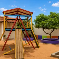 Playground de madeira com escorregador e caixa de areia da Escola Manoel de Barros na Vila Almeida Lima em Campo