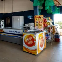 Freezers de congelados e sorvetes na Isca Viva Boa Pesca e Lanchonete no Indubrasil em Campo Grande - MS.